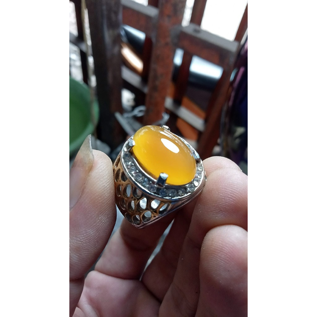 batu akik cempaka madu