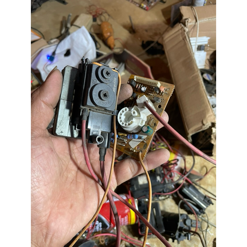 fbt flayback tv Polytron 21 slim cabutan normal