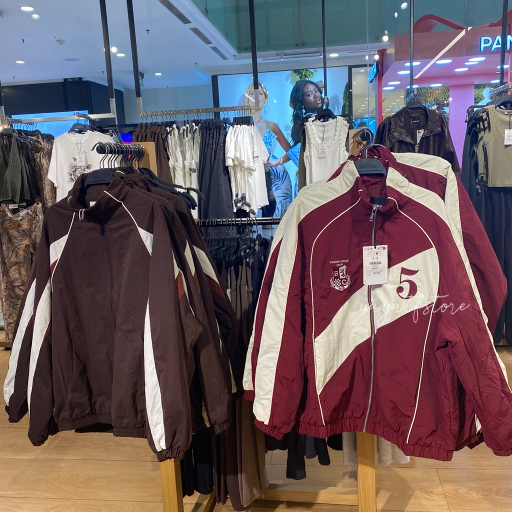 Jacket Bershka Parasut