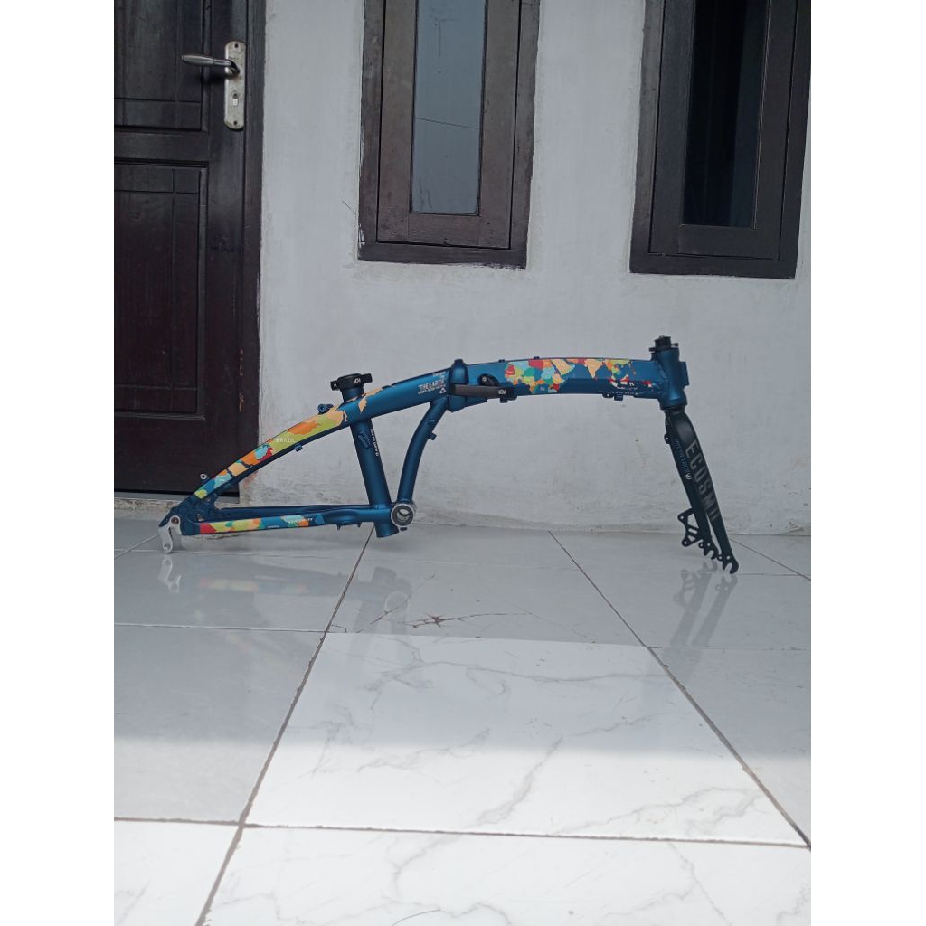 Frame sepeda lipat Ecosmo Z9 save the earth