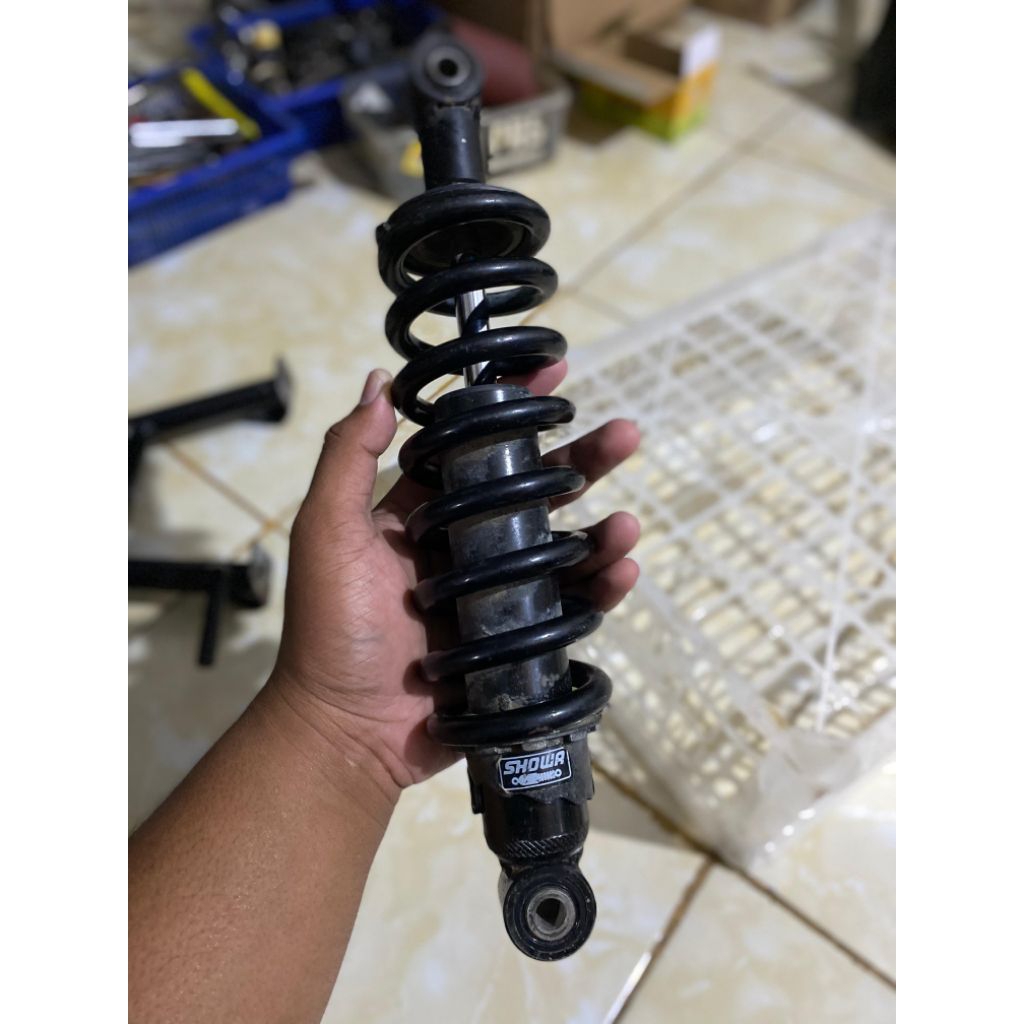 monoshock/shock belakang ninja r/ss original
