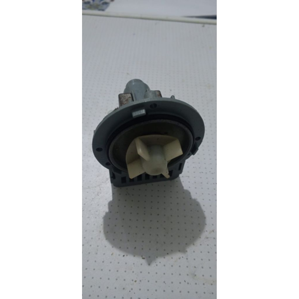 MOTOR DRAIN PUMP MESIN CUCI MIDEA  FRONT LOADING MFS70-10302