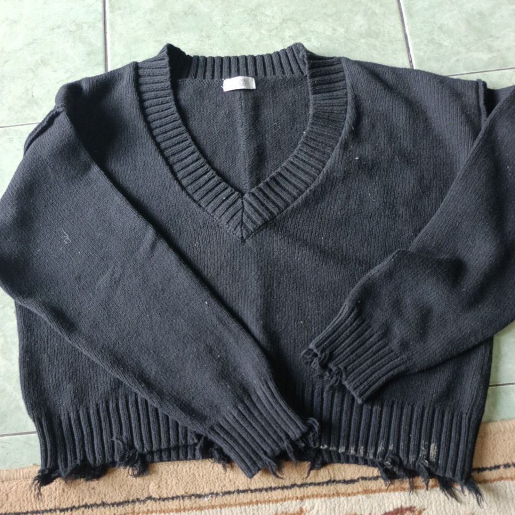 sweater rajut crob rawis merek lowrys farm second