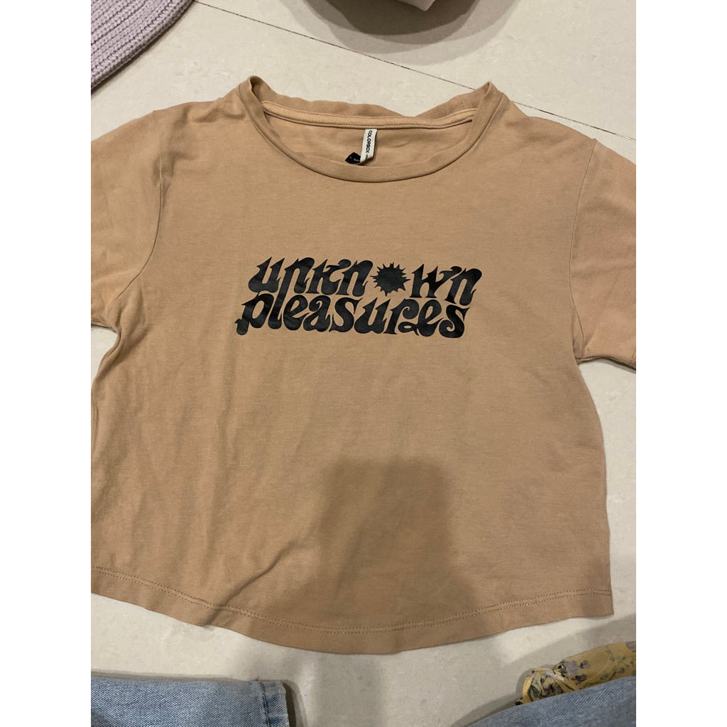 preloved kaos crop colorbox