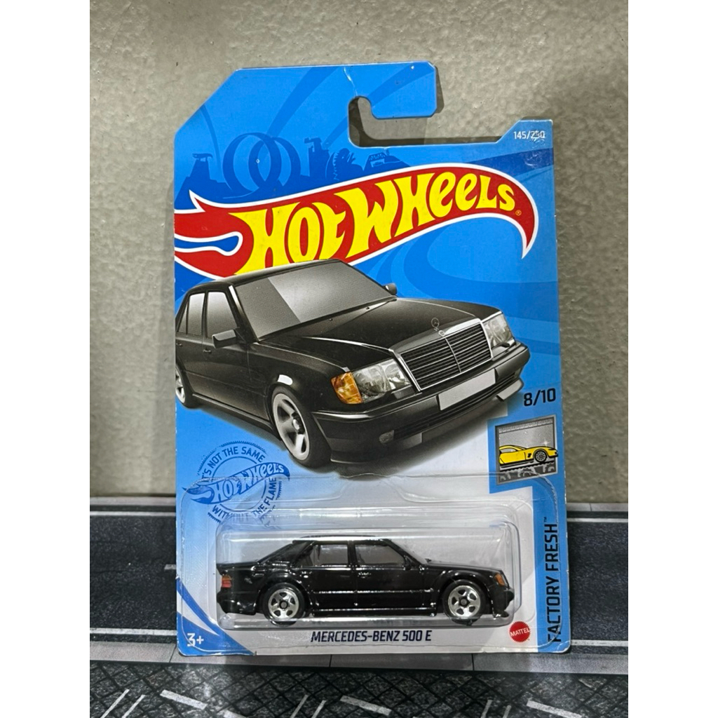 Hotwheels Mercedes Benz 500 E Hitam