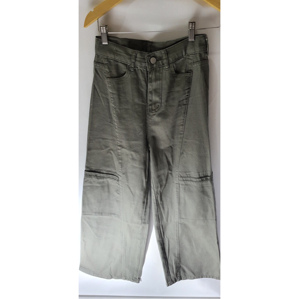 Celana Panjang Kargo Jeans Hijau Army - Ukuran M