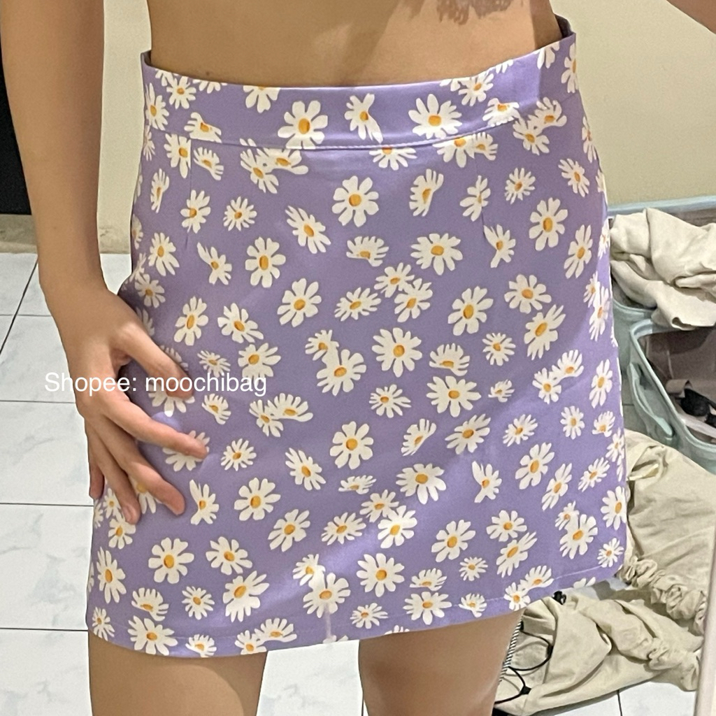 rok mini daisy lilac ungu bunga inner furing celana