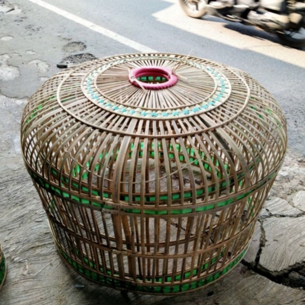 kandang ayam/kurungan ayam/sangkar ayam dari bambu isi 2 ukuran jumbo