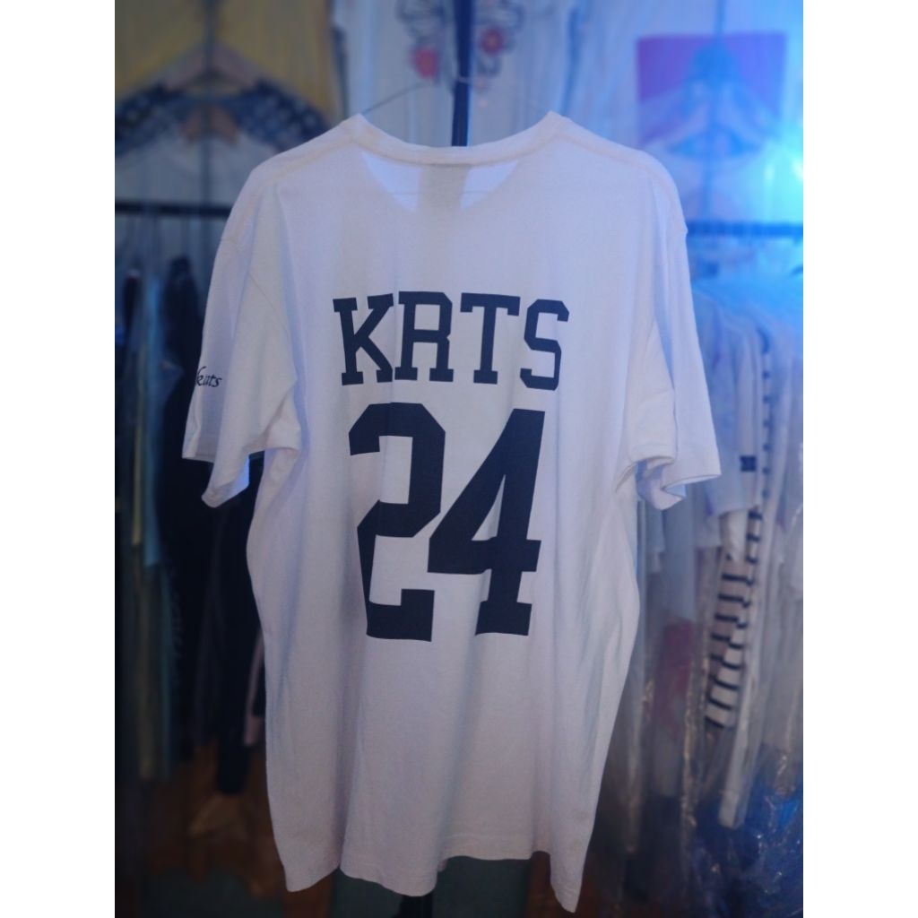 Kaos 24 karats size M
