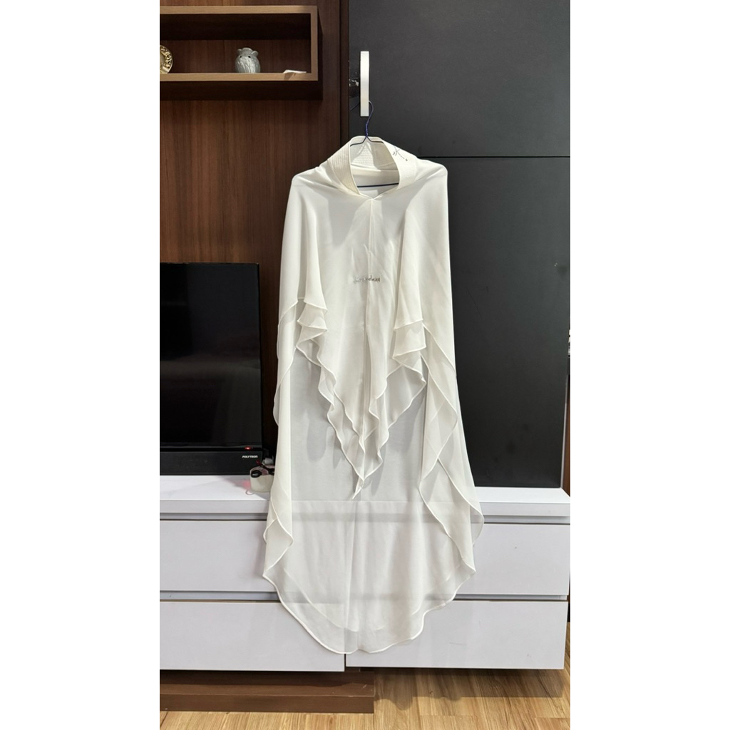 KINANDARA KHIMAR (PRELOVED)