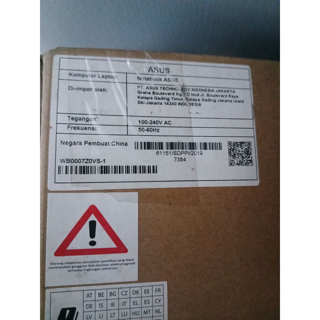 Laptop Asus E402Y (Second)