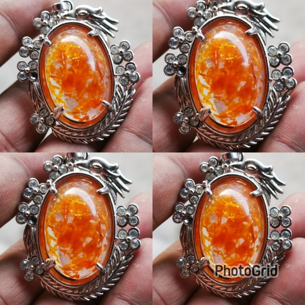 Liontin batu getah katilayu