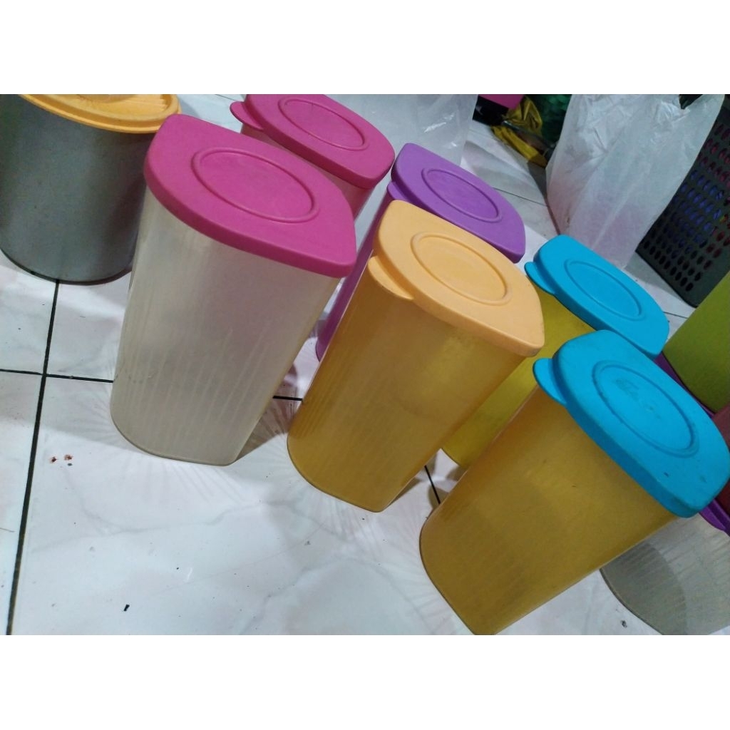 toples mata / fancy Tupperware besar second