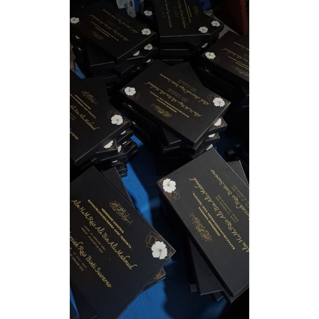 25x35x10 custom box hampers