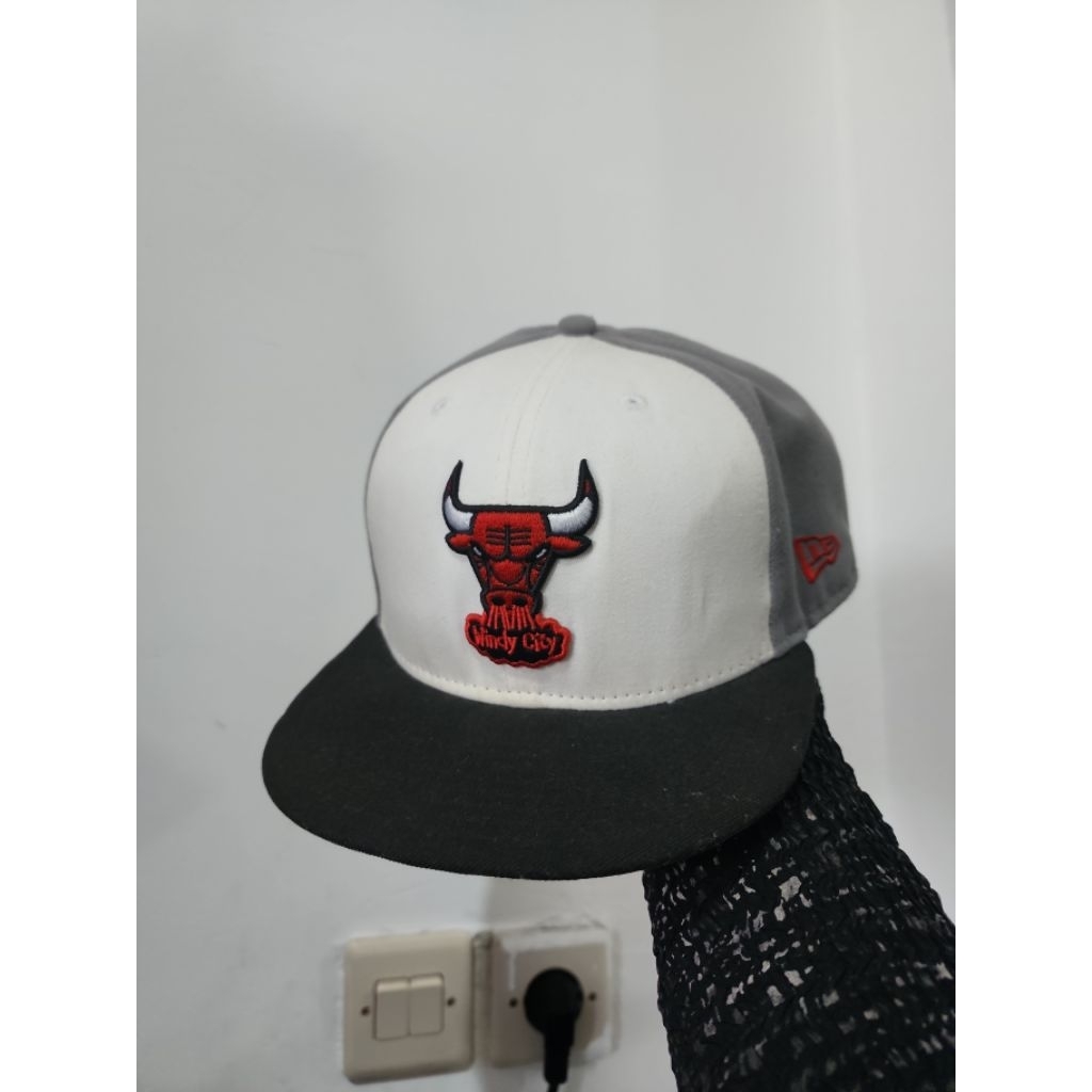 Topi Brand New Era Seri Edisi Motif Chicago Bulls