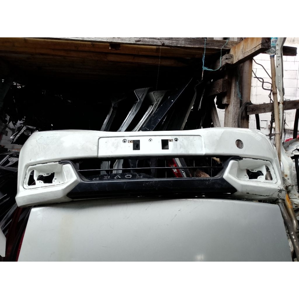 Bemper depan Mobilio tipe E original