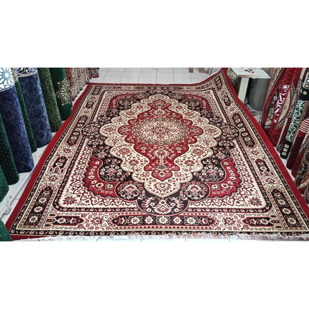 Karpet Permadani syifa jumbo ukuran 3x4 merah