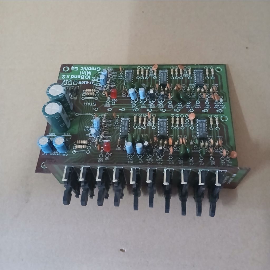 kit Equalizer 20chanel Stereo 2 x 5 Potensio Geser Stereo