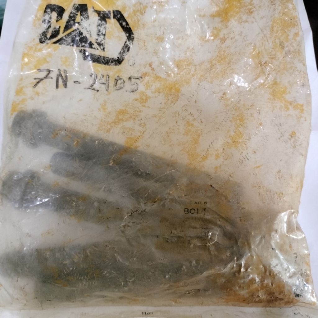 7N-2405 / 7N2405 BOLT (ORI CAT)