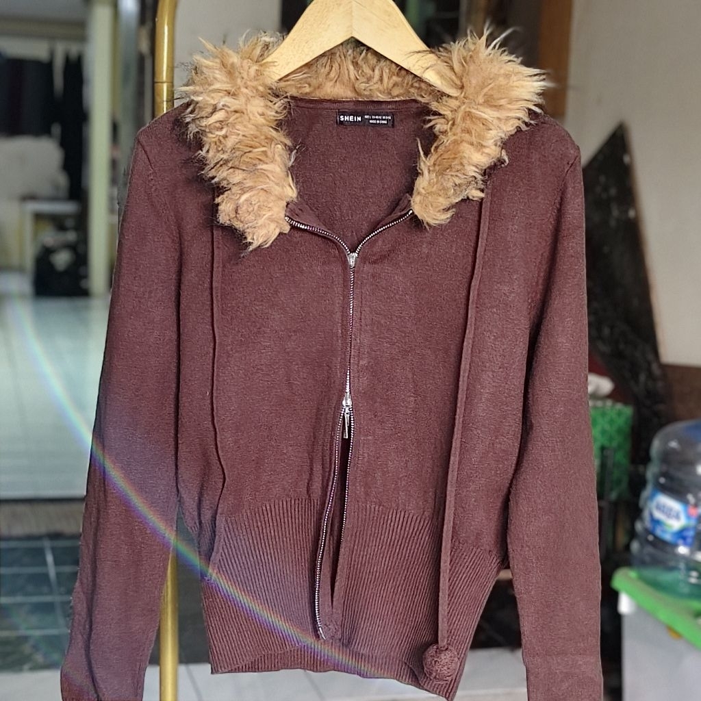jaket shein coklat bulu