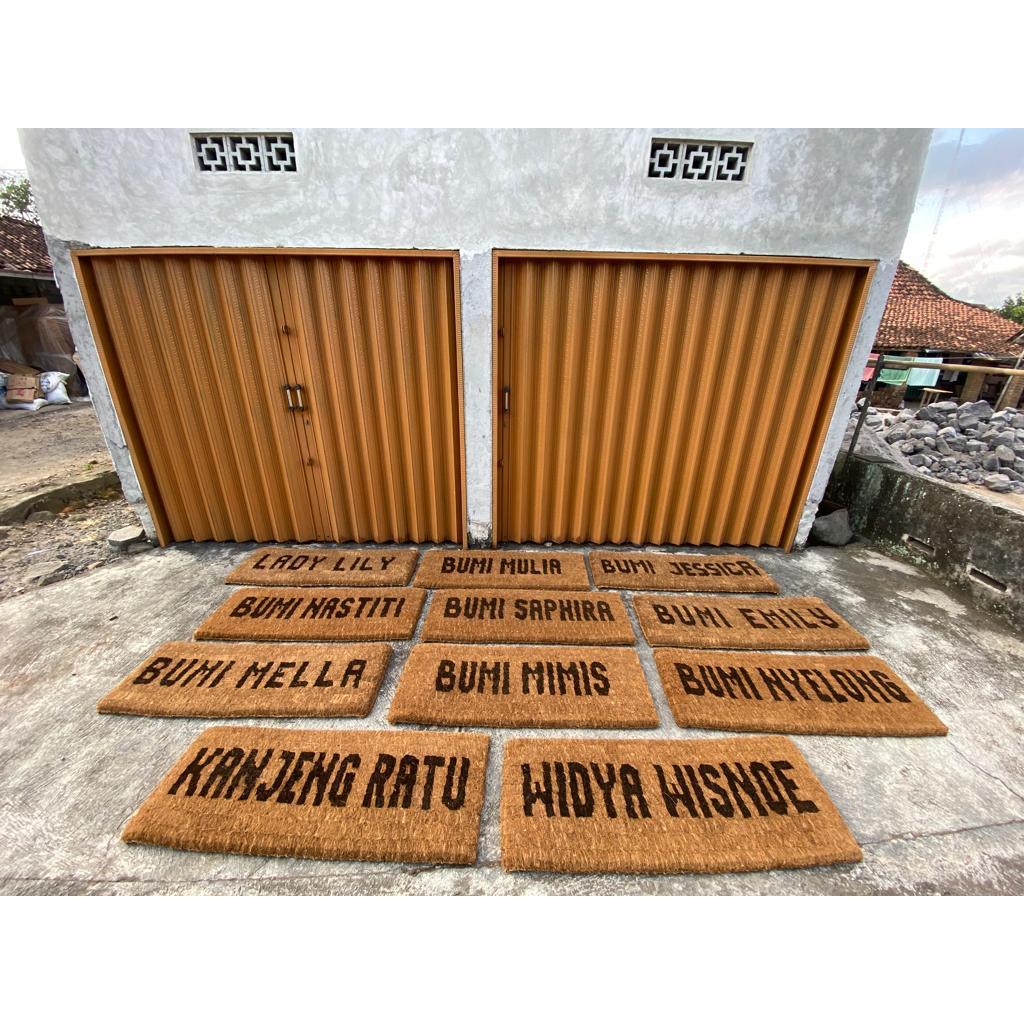 keset custom sabut kelapa - tulisan dengan font biasa - keset custom ukuran