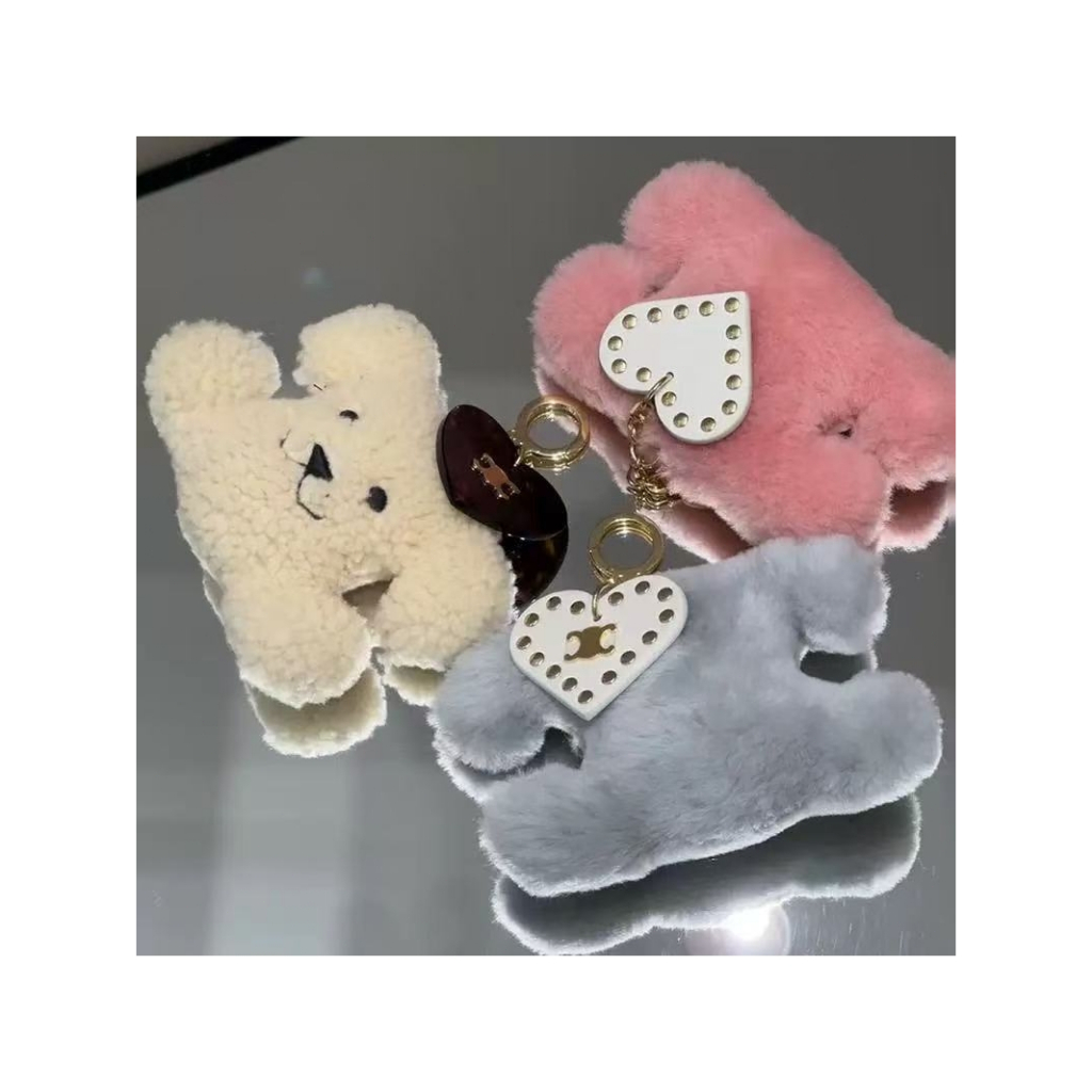 2025 Autumn/Winter New Bag Pendant Lamb Hair Bag Pendant Triumphal Arch Logo Keychain Suitable for C