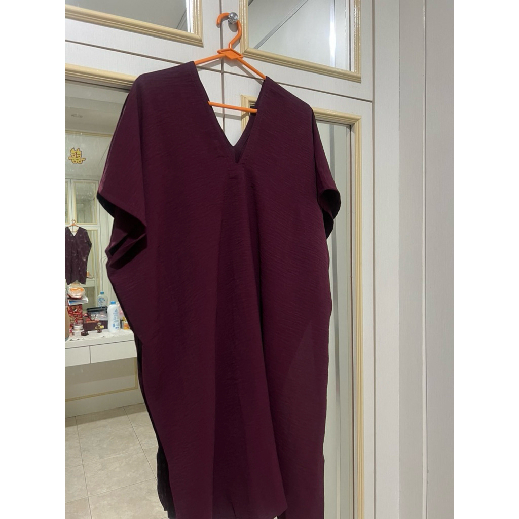 preloved atasan baju wanita crinkle warna maroon