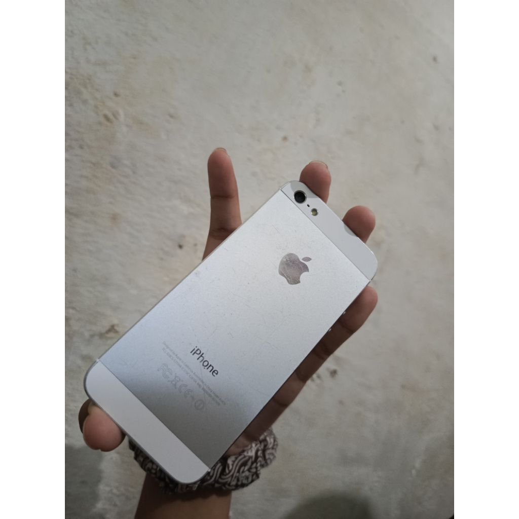 IPHONE 5 PRELOVED SECOND BEKAS