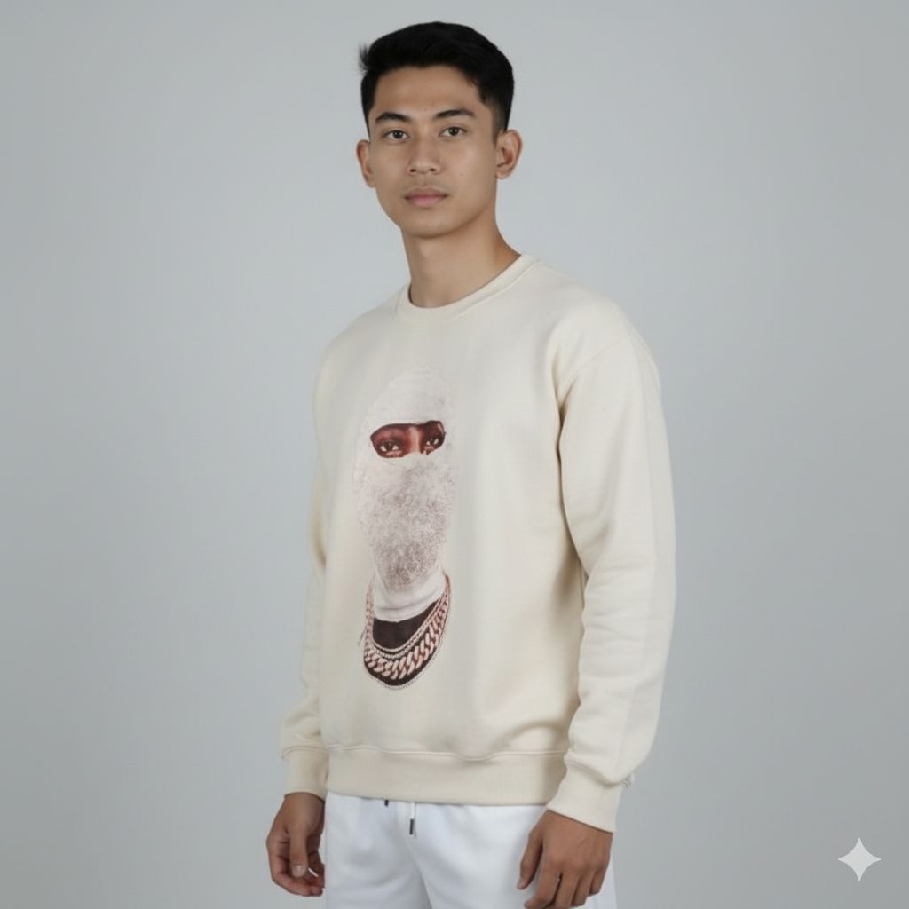 crewneck ih nom uh nit SECOND