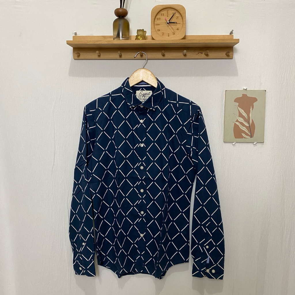kemeja panjang pria ESPRIT original size S motif