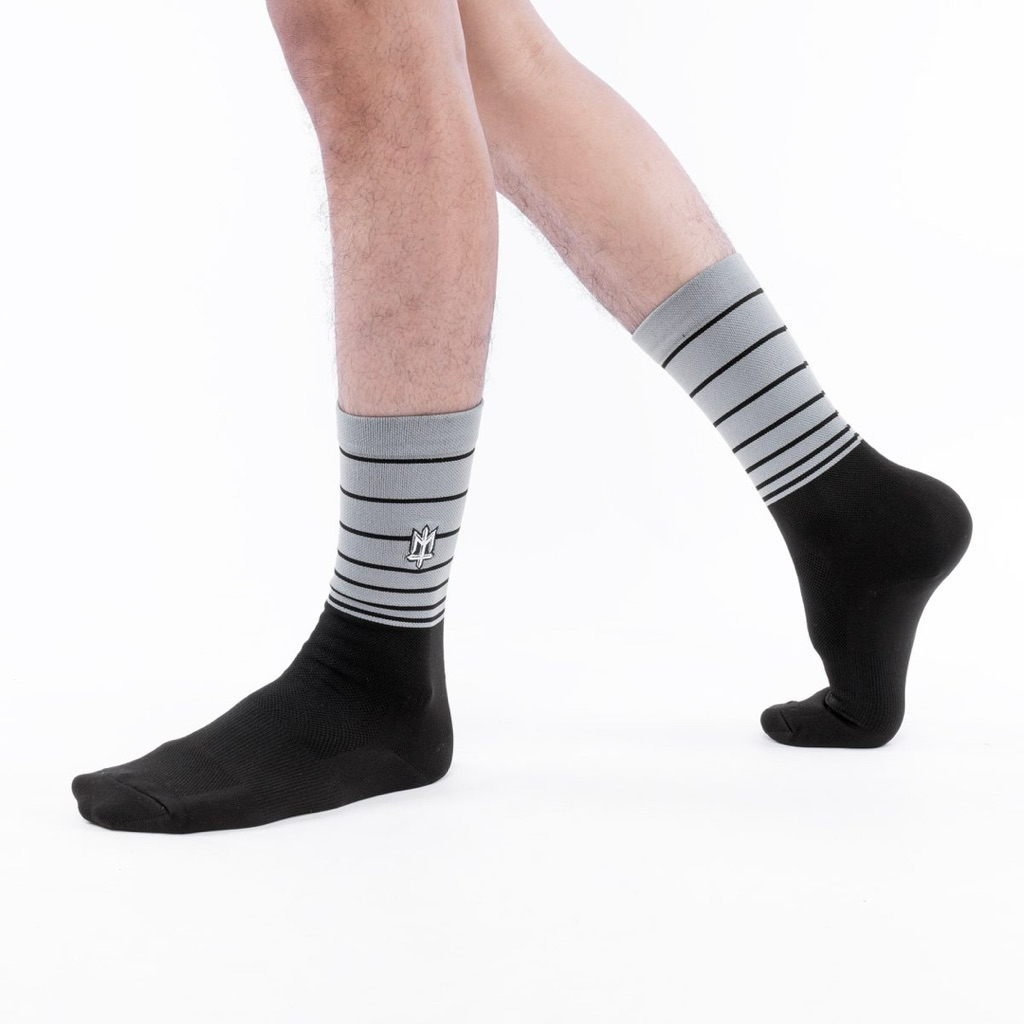 kaos kaki MATERNAL lankz