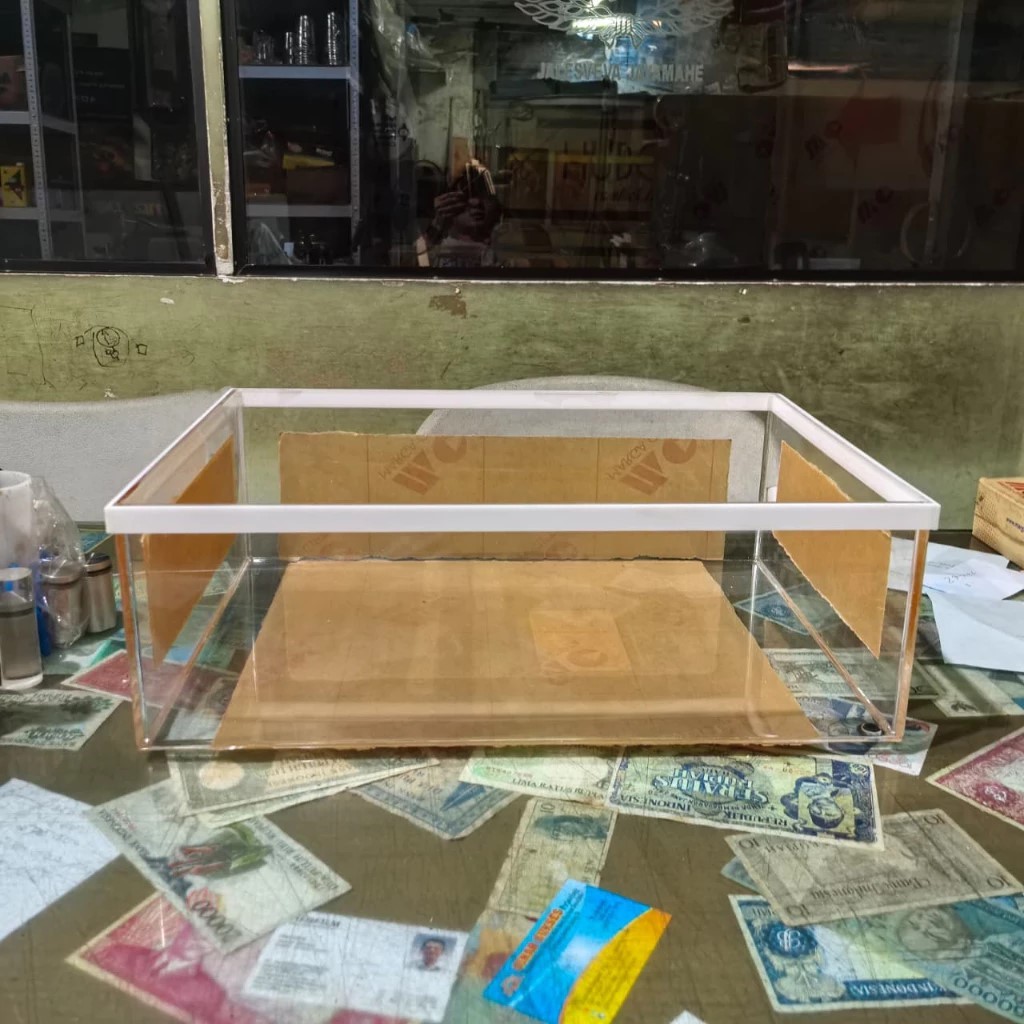 Tempat Jus Buah Es Crystal Akrilik 60x50 T20cm TEBAL 4MM