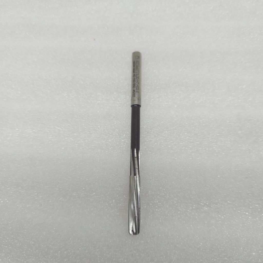 HSS reamer D5.0mm H7 Jerman. Remer bos klep 5,0mm H7 ,remer spiral D5mm H7