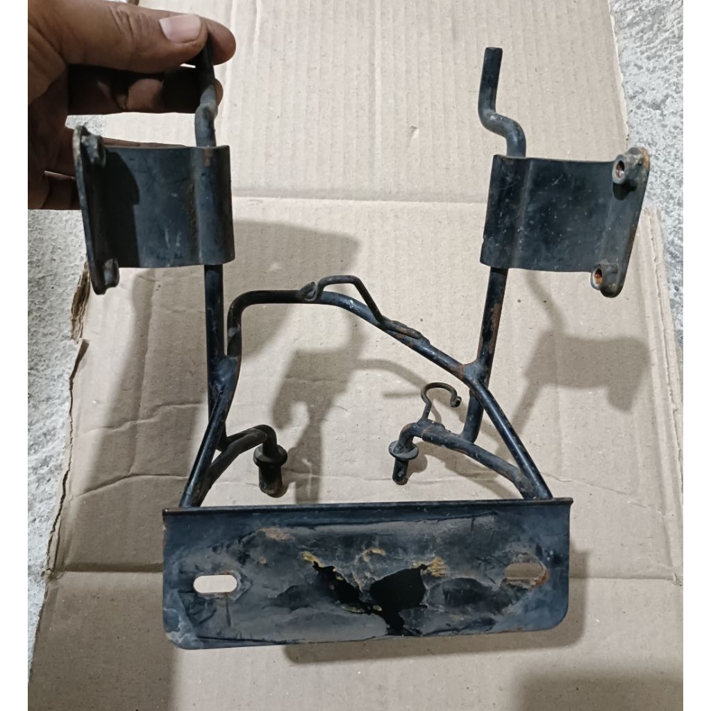 Pangkon lampu breket lampu megapro primus megapro ori copotan