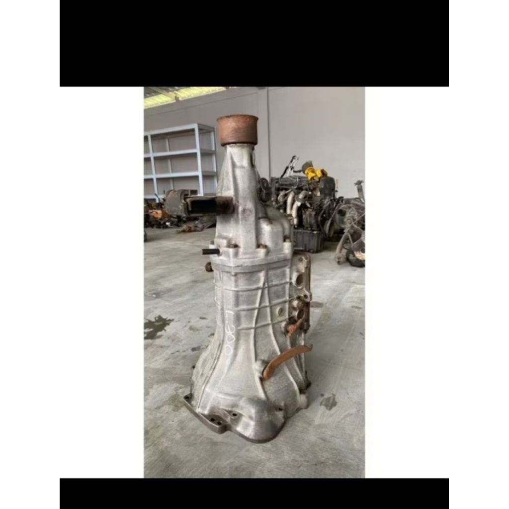 PERSNELING TRANSMISI MANUAL MITSUBISHI L300 BENSIN DELUXE 5 SPEED  GARANSI