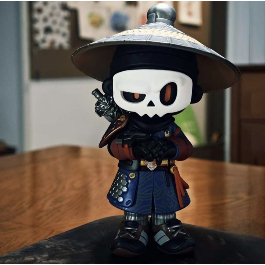 Mr. Bone x Bu Liang Ren Series Figure (Mr. Bone - Sky Dark)