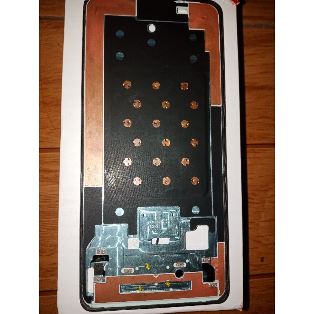 Freme/middle/tatakan lcd foco f2 pro bekas