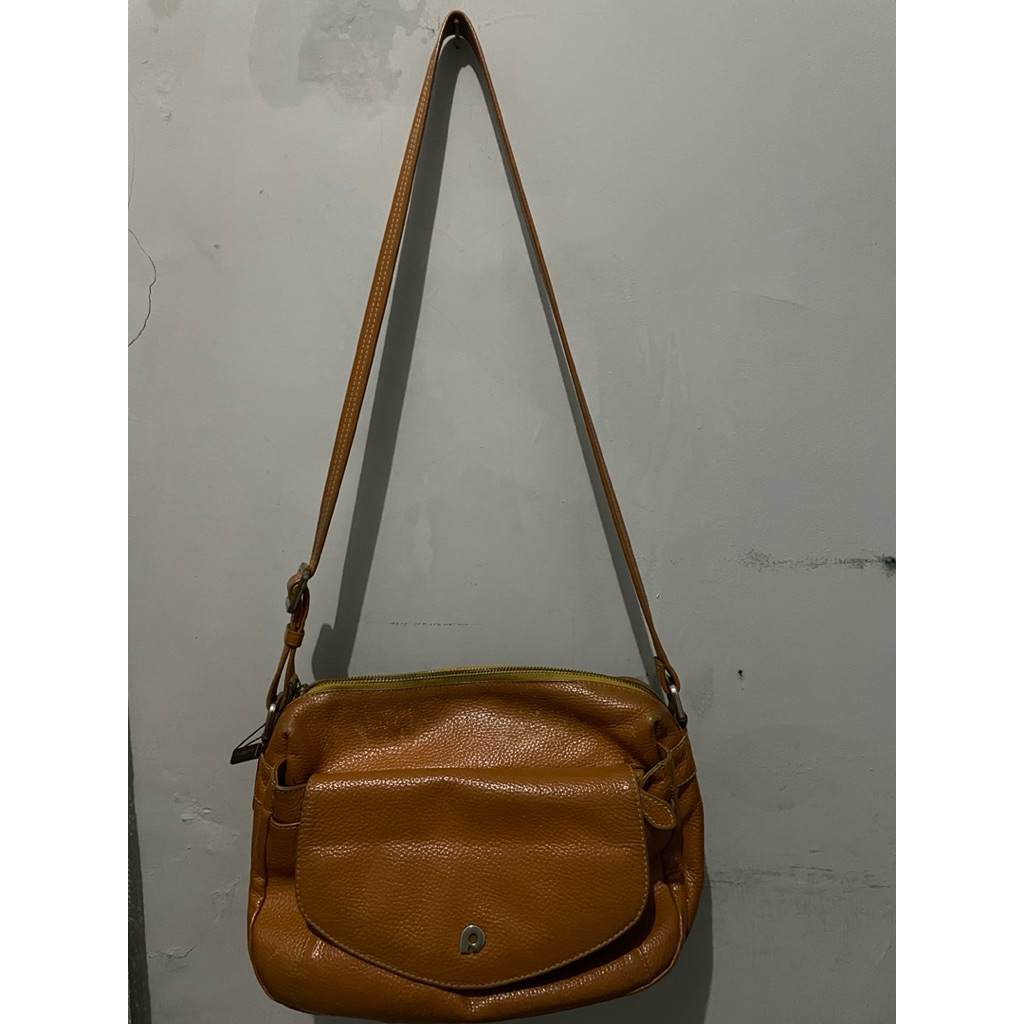 Tas Selempang Wanita Papillon