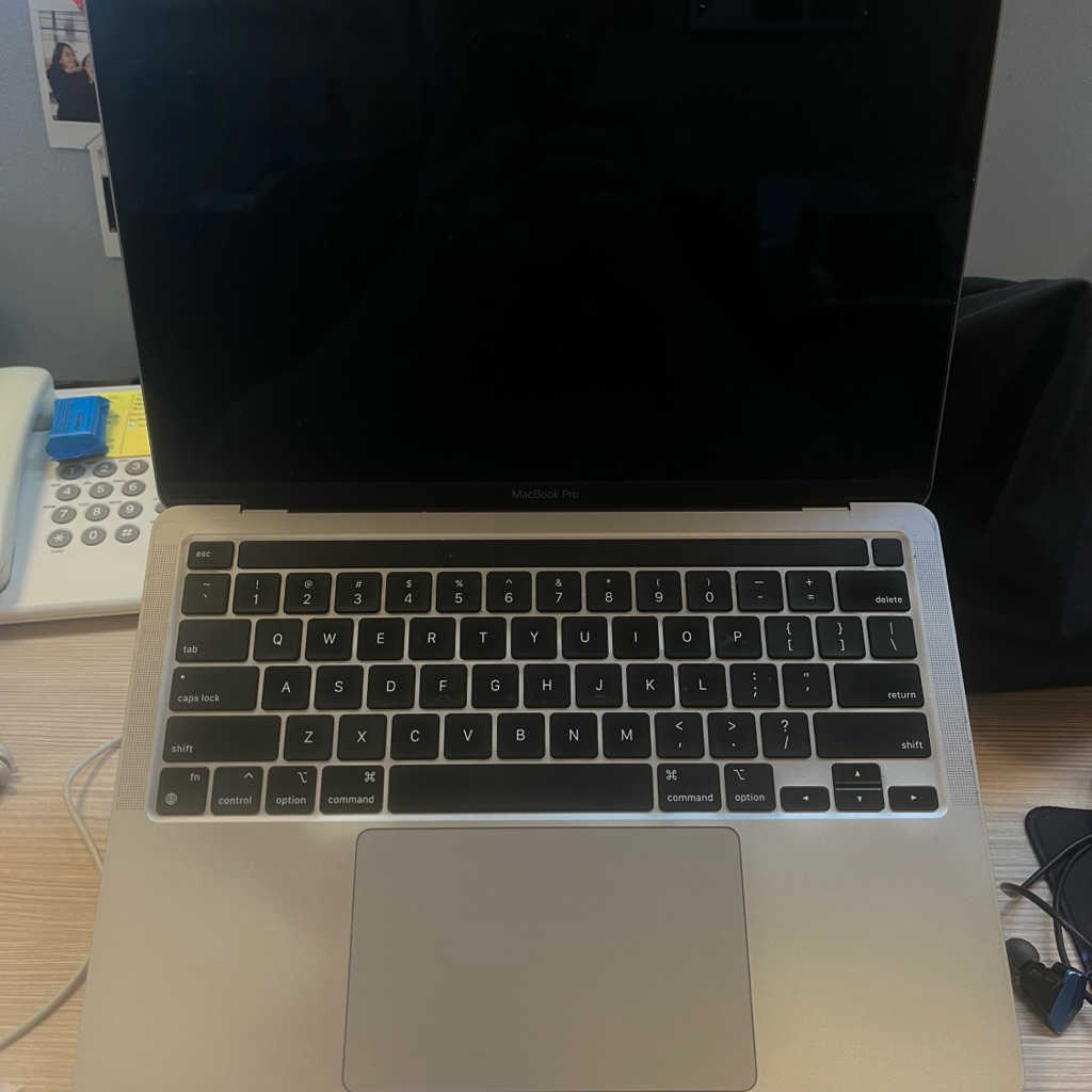 Macbook Pro M1 8/256 Second