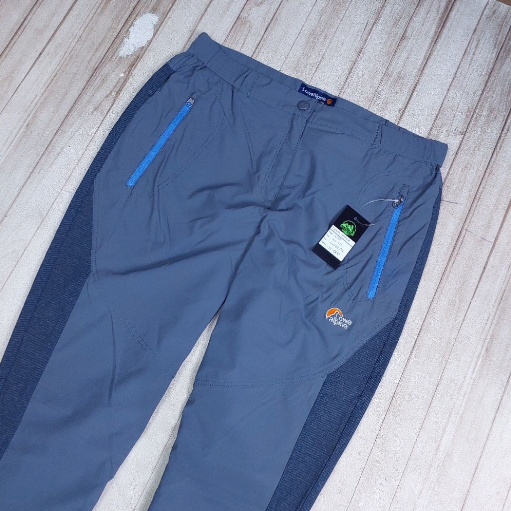 LOWE ALPINE size 29-30 celana gunung outdoor second original