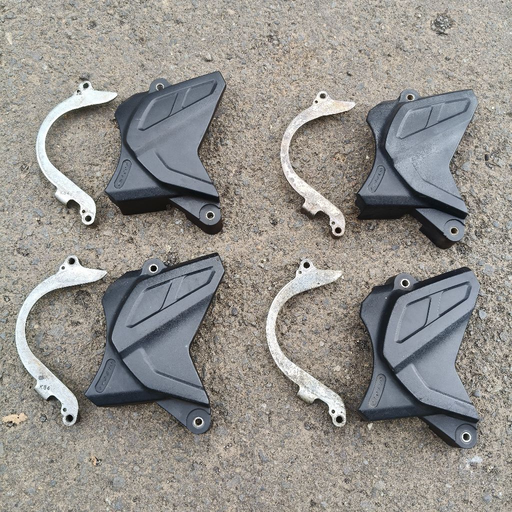 Cover gear depan CRF 150L Original