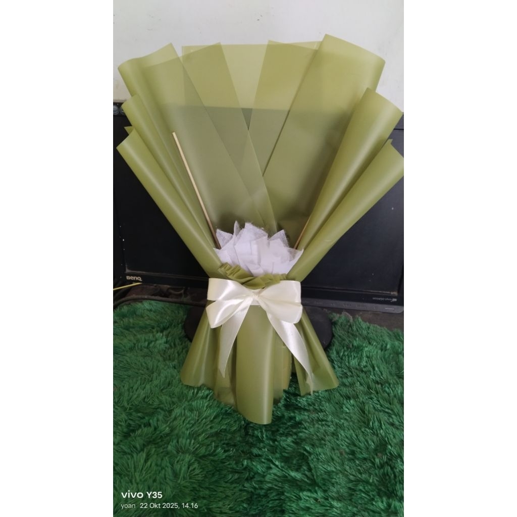 Buket kosong / Kerangka buket size M