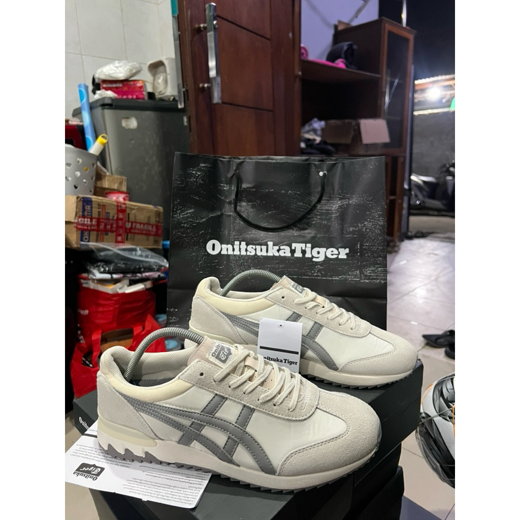 onitsuka California original Made inVietnam