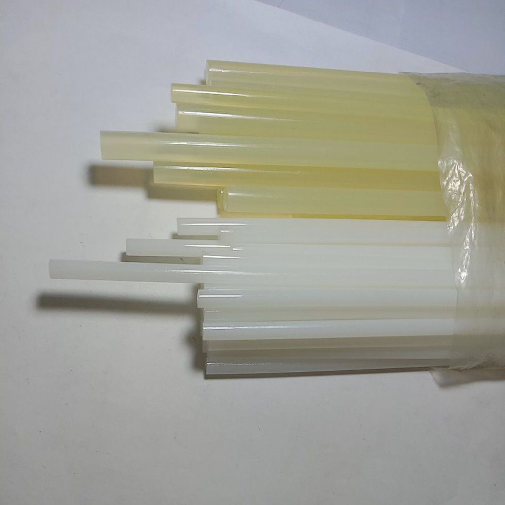 Lem stik/Glue stick isi lem tembak