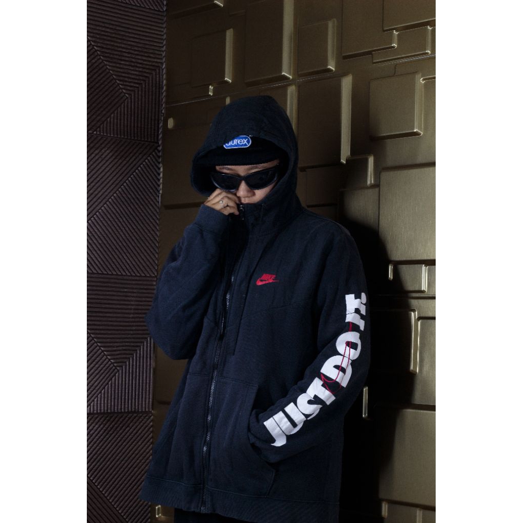 Hoodie zipper nike spellout