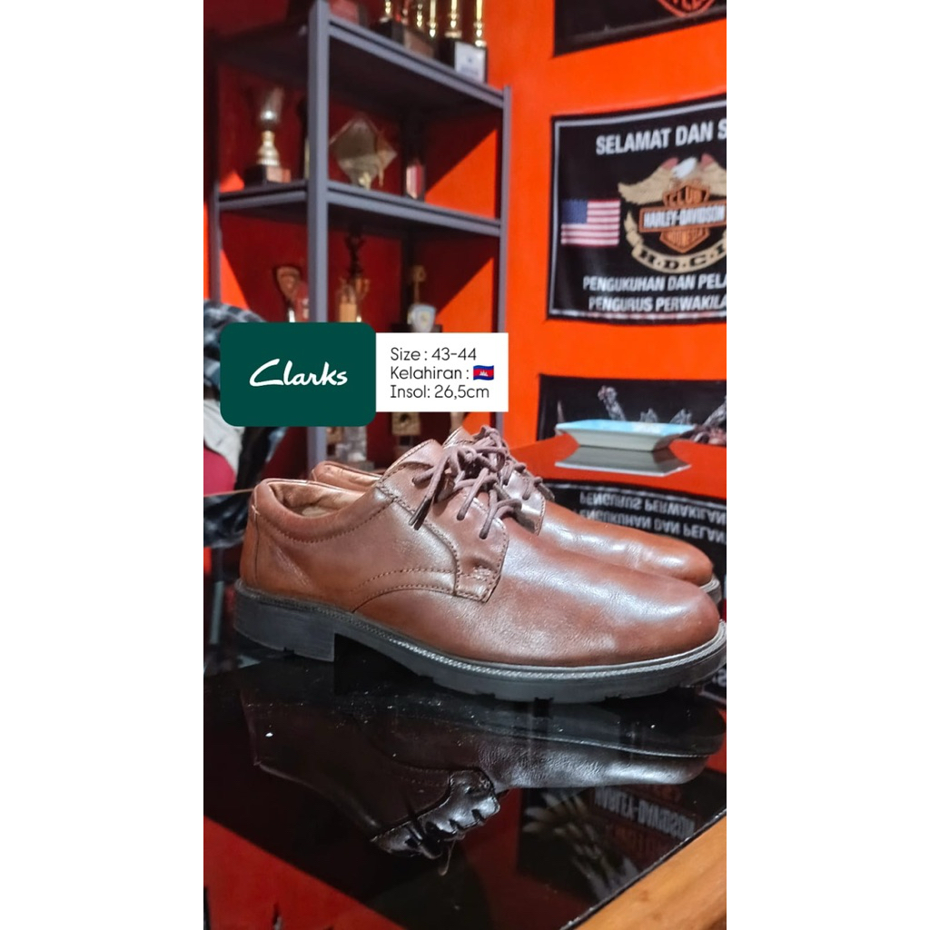 Clarks Shoes | Boots | Sepatu Boots
