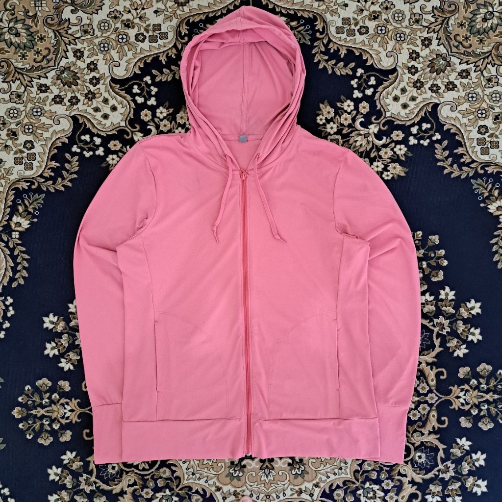 Jaket Uniqlo Airism UV Protection Anti Bacterial