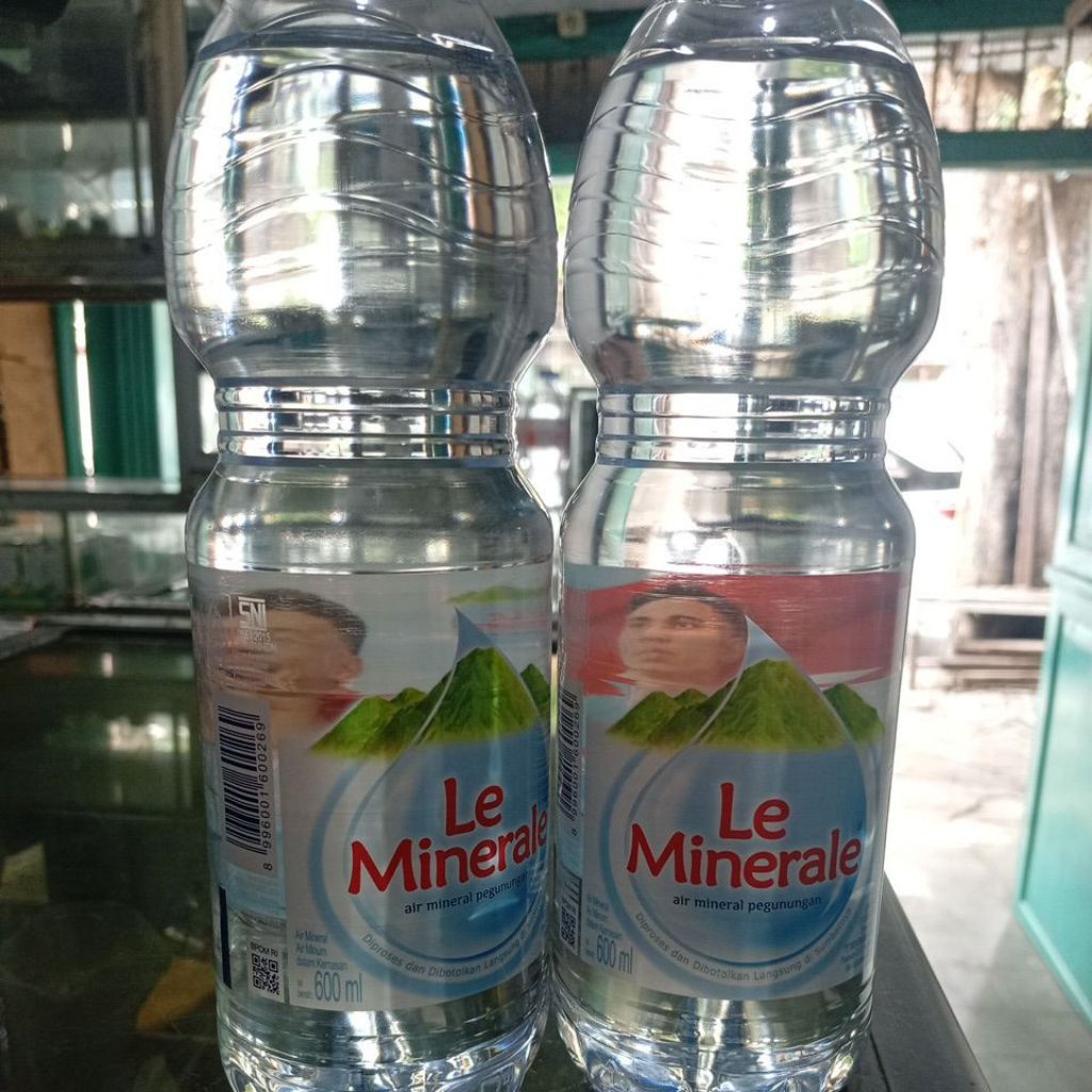 Air Mineral Pegunungan LE MINERALE 600ML