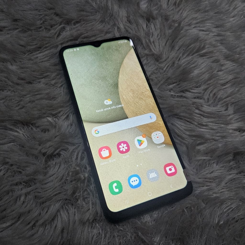 Samsung Galaxy A12 Ram 6/128Gb Jaringan 4G Eks Garansi resmi SEIN