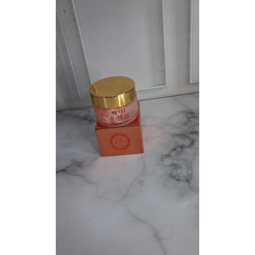 cream glowing heayxi wardah